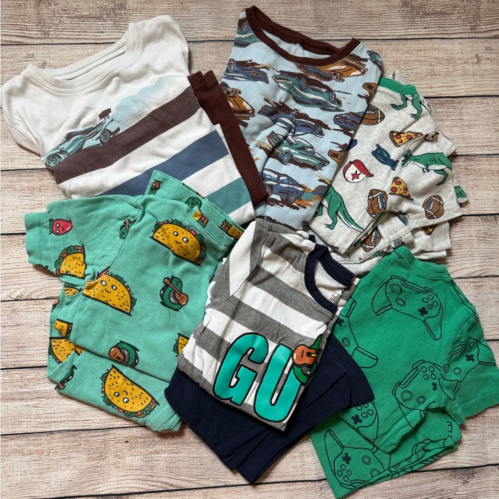 6 Sets of Boy’s Carter’s Pajamas Short Sleeve & Shorts